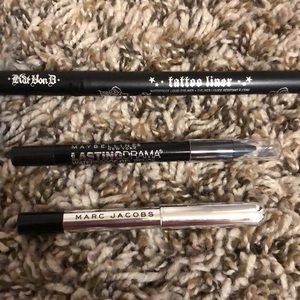 Black Eyeliner Bundle